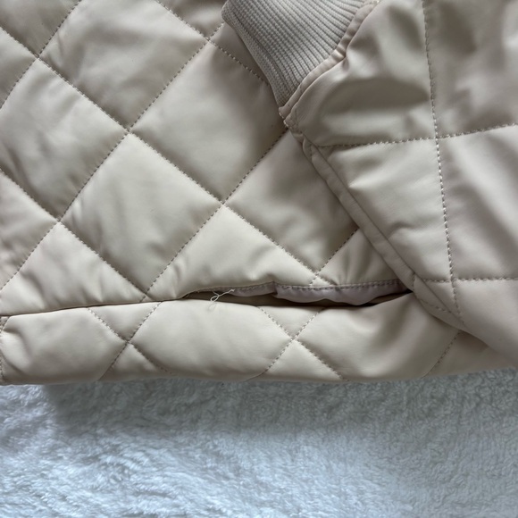 Dex Quilted Faux Matte Leather Jacket | Small (fits like generous medium) - Picture 4 of 9